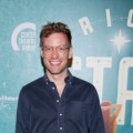 Barrett Foa a assist� � une pi�ce de th��tre vendredi