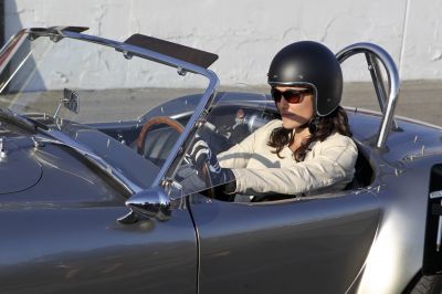 Kensi Blye (Daniela Ruah) au volant de la voiture de Hetty